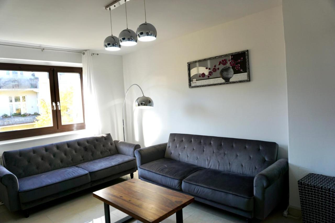 Alster Hamburg - Saniertes Und Mobliertes Apartment Mit Bad Und Kuche المظهر الخارجي الصورة