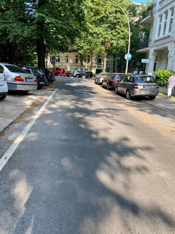 Alster Hamburg - Saniertes Und Mobliertes Apartment Mit Bad Und Kuche المظهر الخارجي الصورة
